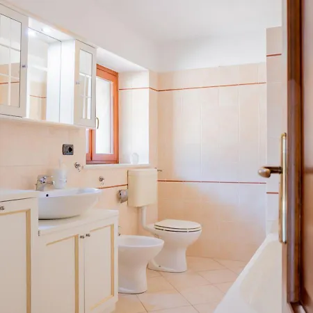 10 Min From The Sea Base For 5 Terre E Portofino Castiglione Chiavarese